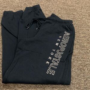 EUC! Aeropostale Classic Black Apparel S Ladies sweatpants joggers bottoms
